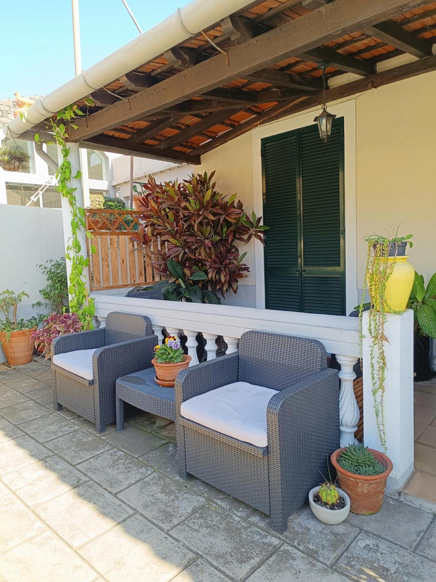 Home & Flower - Private Bedrooms Funchal Bagian luar foto
